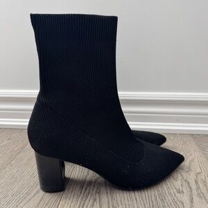 Knitted Black Sock Booties CALVIN KLEIN Stretchy Almond Pointed Toe Block Heel